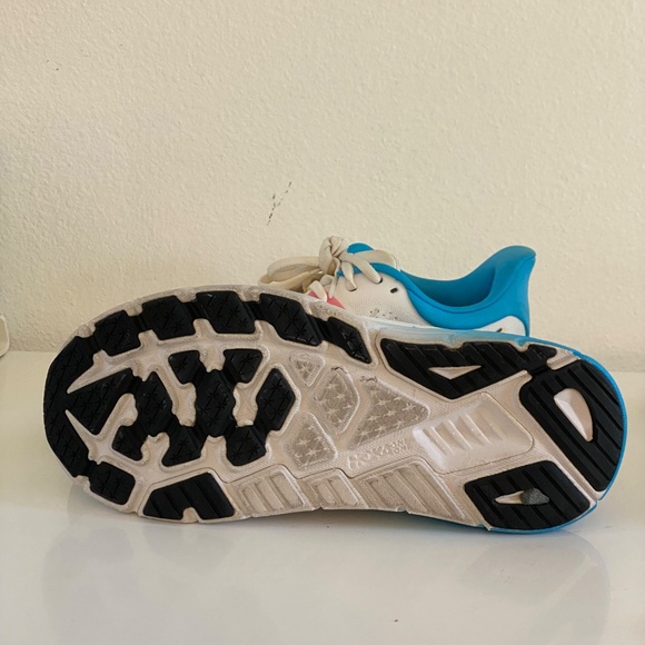 Arahi 7 Running Shoe - Picture 9 of 10